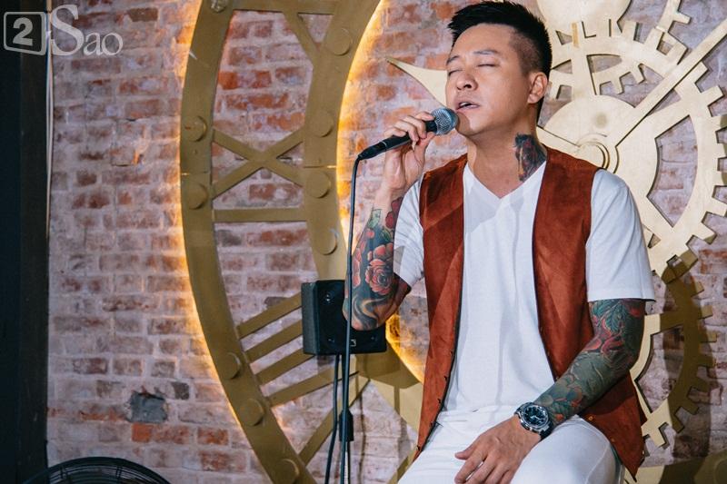 Tuấn Hưng giải thích lý do vì sao không mời người tình tin đồn Hồ Ngọc Hà tham dự liveshow-3