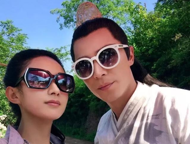 Hậu trường khác biệt một trời một vực khi lên phim: Đường Tăng hút thuốc, Dịch Dương Thiên Tỉ ngủ gật-4