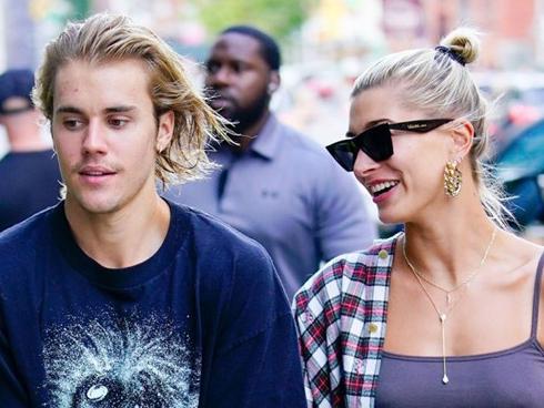 Bác ruột xác nhận Justin Bieber và Hailey Baldwin đã kết hôn