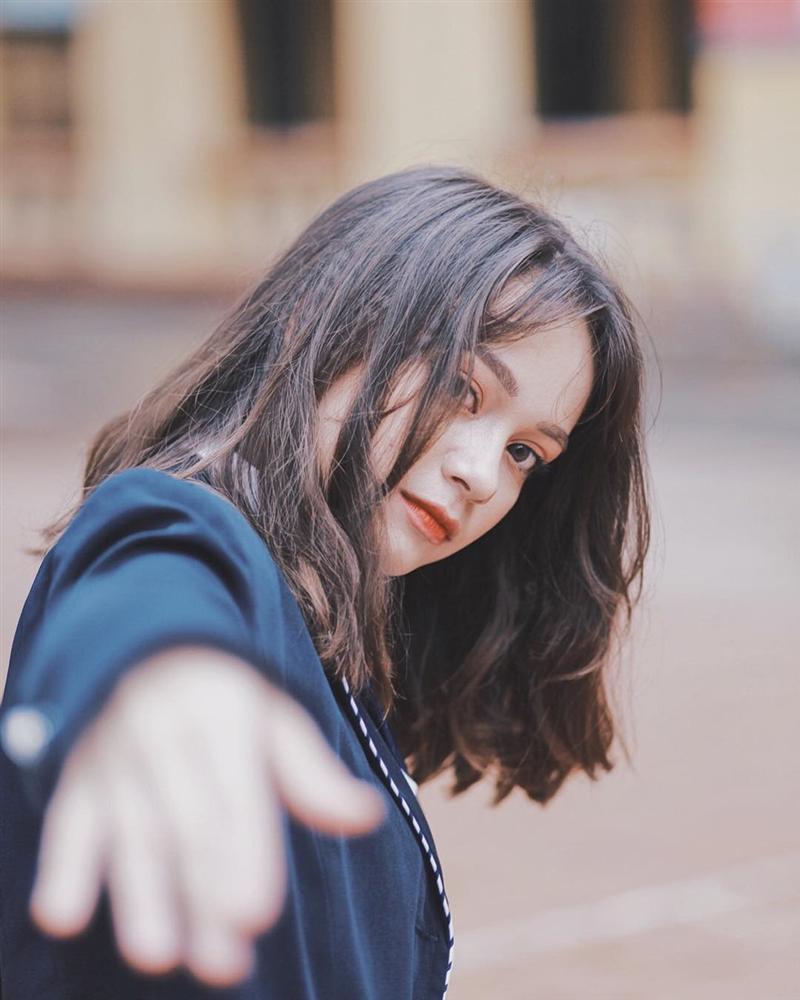 4 cô gái bằng tuổi Hoa hậu Trần Tiểu Vy xinh đẹp và nổi bật-12