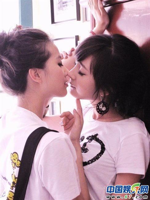 Kỳ lạ khi Dương Mịch và hội chị em showbiz Đường Yên, Lưu Thi Thi cứ chơi một thời gian là y như rằng cạch mặt-6