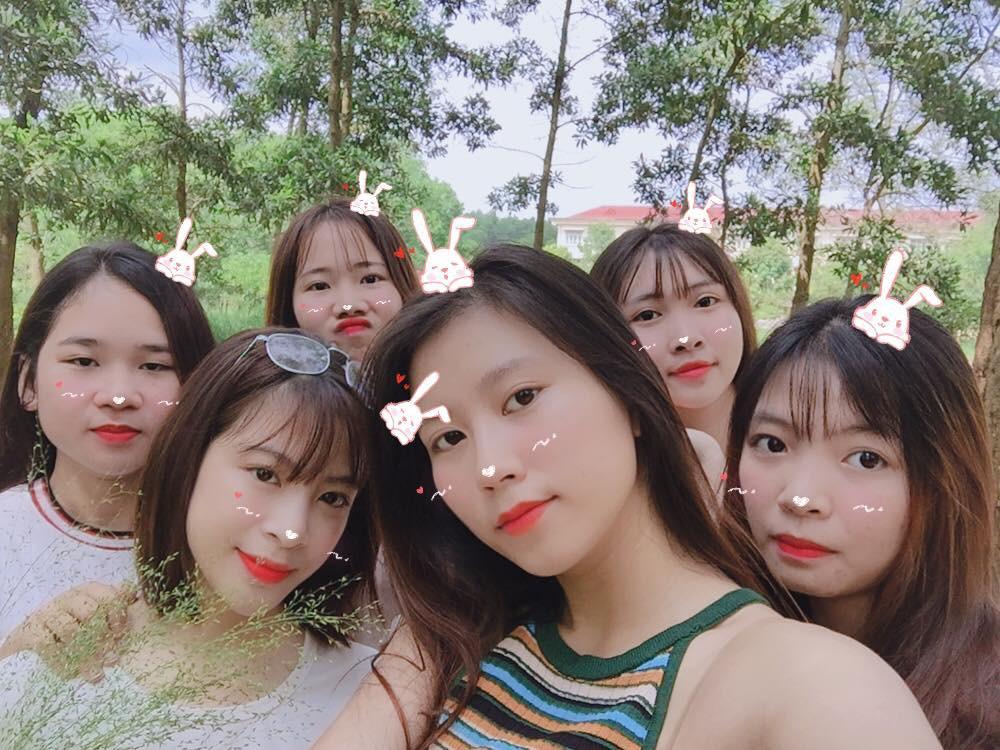 Biến ký túc xá thành studio, hội con gái sư phạm nghiện sống ảo nhất năm là đây-6