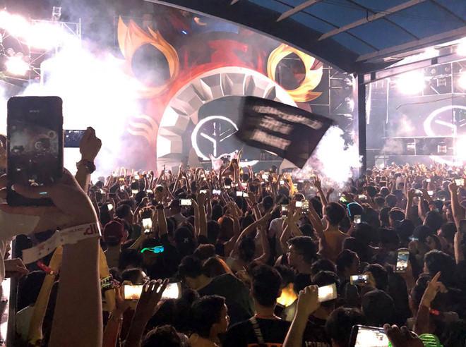 Điều gì đã diễn ra trong đêm nhạc hội có 7 người chết ở Hồ Tây-1