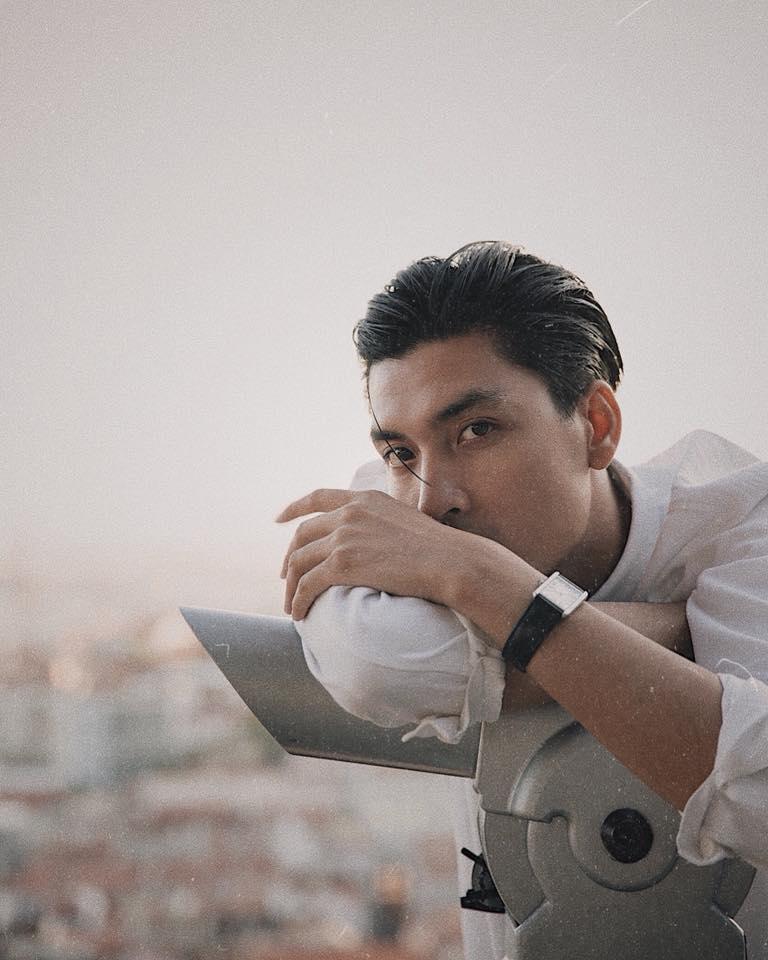 Thả thính đỉnh cao như người mẫu Quang Đại: Chỉ gọi Em à! thôi mà khiến hội chị em ngã không đứng dậy nổi-1