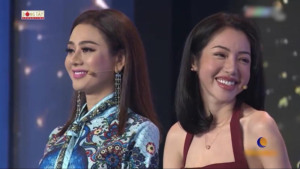 Vừa bị chê mặt sưng phù như phẫu thuật hỏng, Elly Trần tung ảnh mặt mộc chưa từng hù chết đàn ông-2