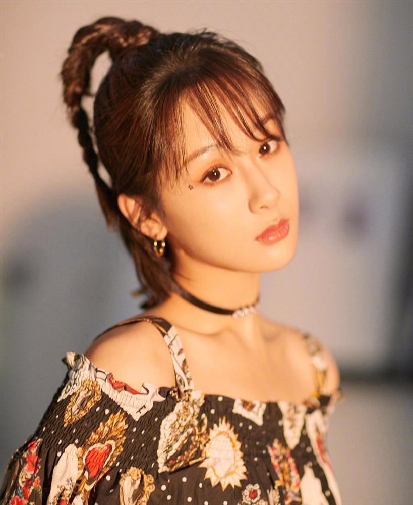 Rộ tin Trương Hinh Dư vào vai Hạ Tử Vy, fans Hoàn Châu Cách Cách cật lực phản đối-5