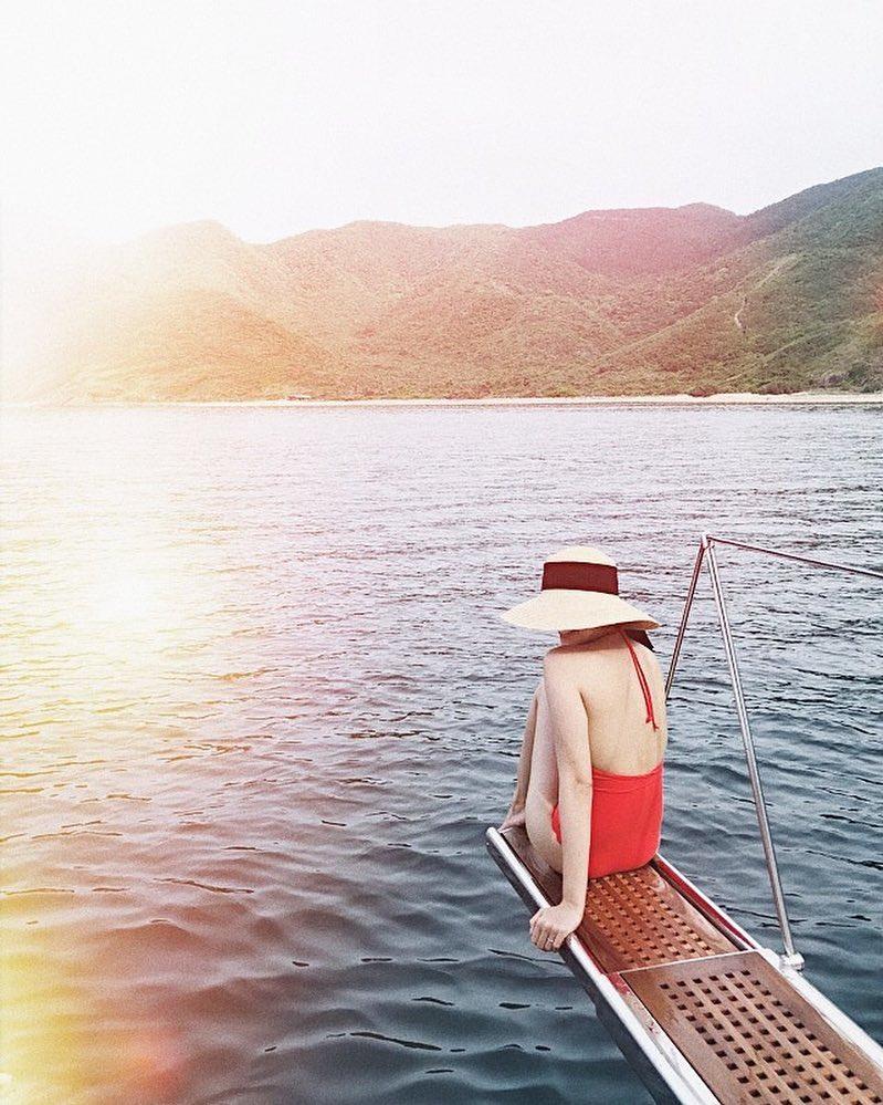 Lâu lắm rồi người mến mộ Tăng Thanh Hà mới lại được xem ảnh cô Trúc khoe ngực căng đầy sexy đến thế!-5