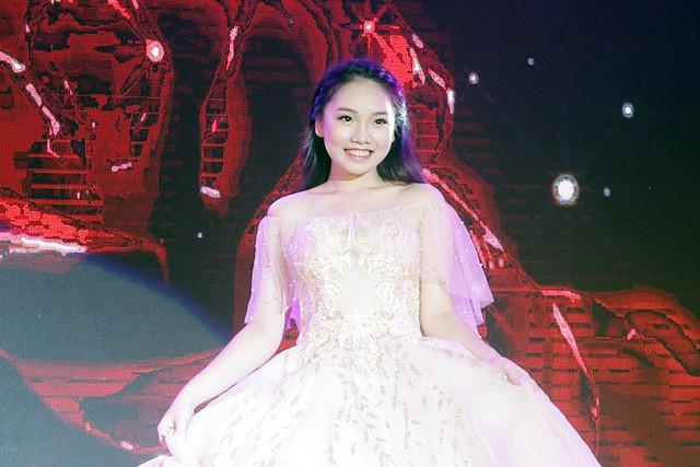 Đại sứ trường Ams xinh xắn, nhiều thành tích-1