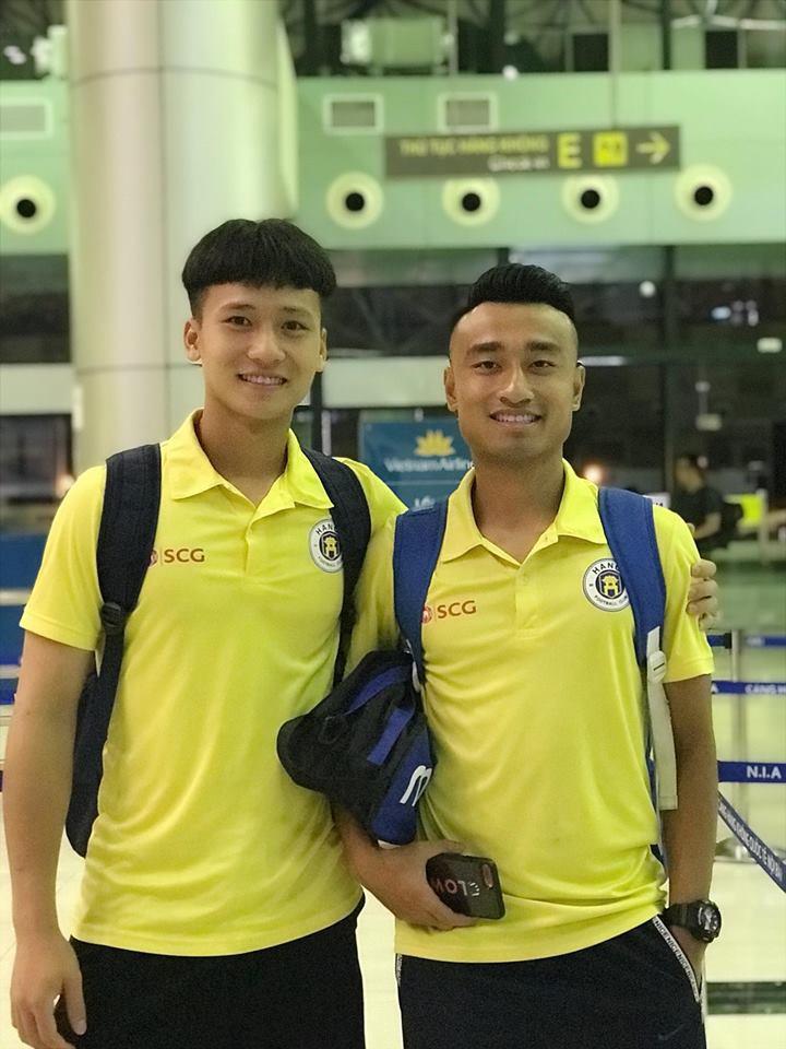 Thêm một thủ môn đẹp trai không kém Bùi Tiến Dũng, động lực cho fan girl ra sân cổ vũ-2