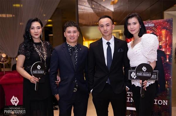 Khải Anh - Đan Lê tình tứ dự sự kiện thời trang-2