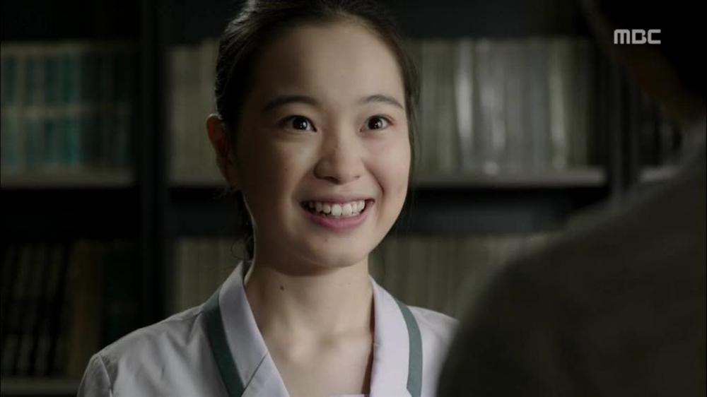 Nhan sắc trái ngược của sao nhí Nàng Dae Jang Geum: Người dậy thì thành công, kẻ kém xinh mờ nhạt-3