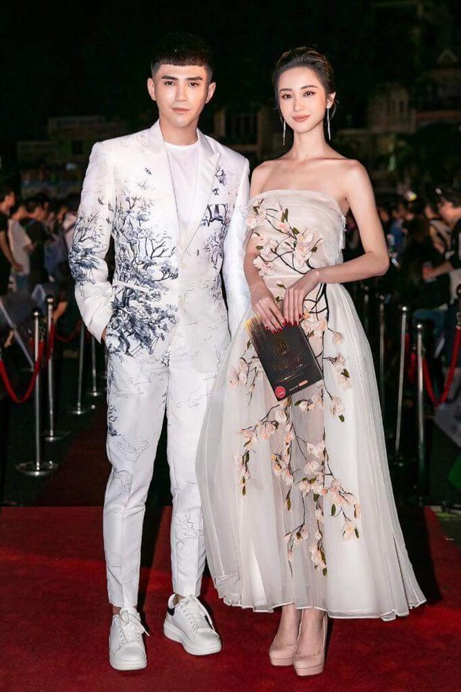 CUỘC CHIẾN THẢM ĐỎ: My Sói Thu Quỳnh bất ngờ nữ tính - Ngọc Trinh cứ xuất hiện là áp đảo dàn mỹ nhân-2