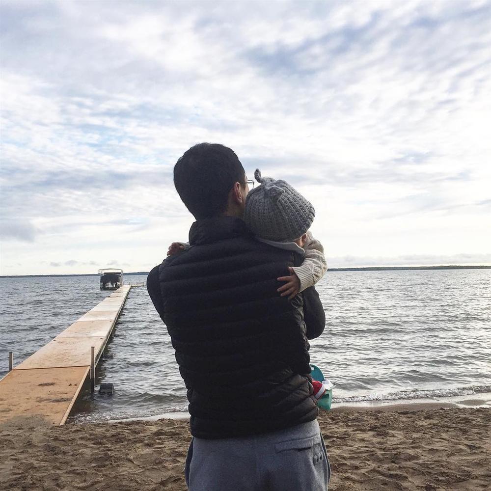 Quý tử 3 tuổi nhà Tăng Thanh Hà không ngờ bé xíu mà nói tiếng Anh đã cực kỳ chất-8