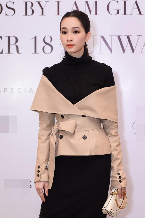 Nhan sắc cặp đại mỹ nhân Đặng Thu Thảo - Tăng Thanh Hà bất phân thắng bại khi lỡ đụng độ-2