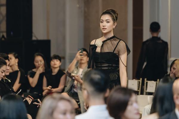 Lệ Hằng lâu lắm mới catwalk nhưng đã diễn thời trang là làm luôn vedette-3