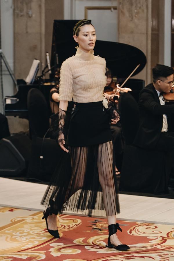 Lệ Hằng lâu lắm mới catwalk nhưng đã diễn thời trang là làm luôn vedette-8