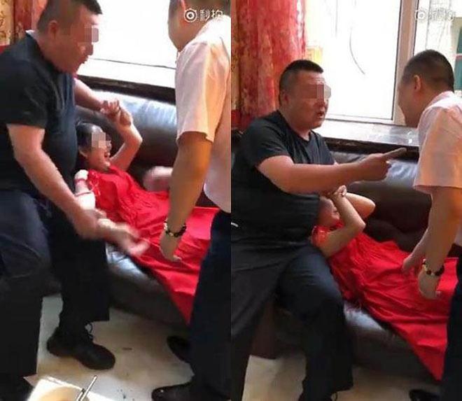 Dân tình phẫn nộ với hình ảnh phù dâu bị lột đồ sàm sỡ ngay trong đám cưới-2