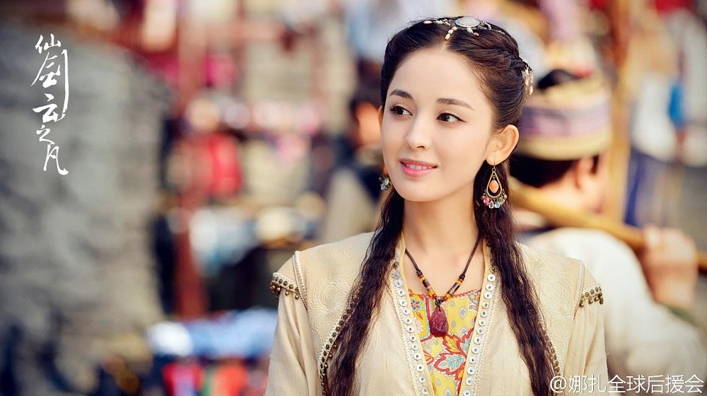 Địch Lệ Nhiệt Ba - Cổ Lực Na Trát - Đồng Lệ Á: Ai sẽ là Hàm Hương trong Hoàn Châu Cách Cách phiên bản mới?-6