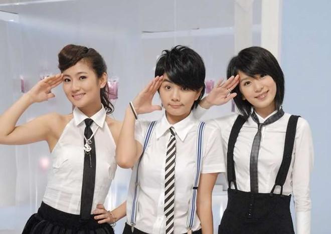 Sau 8 năm bị bỏng nặng, Selina (nhóm S.H.E) đẹp như mơ ở tuổi 36-1