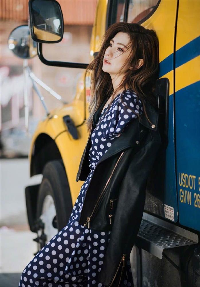 Sau 8 năm bị bỏng nặng, Selina (nhóm S.H.E) đẹp như mơ ở tuổi 36-8