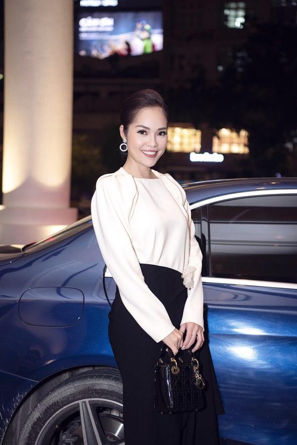 Đường tình lận đận của Dương Cẩm Lynh, cô gái từng bỏ nhà đi, tuyên bố sống chết vì yêu khi bố mẹ phản đối-8