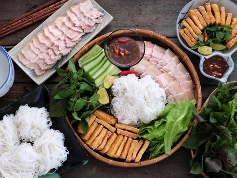 Bữa tối làm bún mẹt đổi bữa, chồng con tấm tắc khen ngon-3