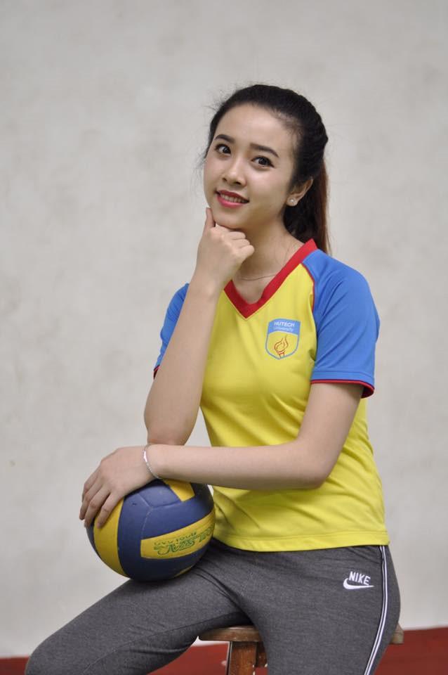 Top 3 Hoa hậu Việt Nam 2018 đã dậy thì thành công thế nào?-12