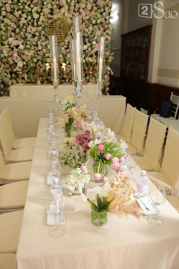 Gần 12h trưa, không gian được trang trí  xong và chị gái Nhã Phương xuất hiện-2
