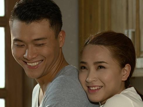 Hải Băng gặp khó khăn khi diễn cảnh yêu đương cùng trai trẻ kém tuổi