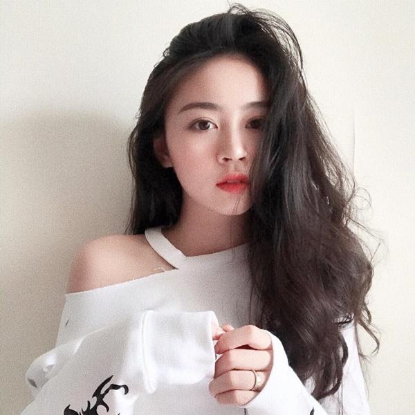 4 du học sinh Việt xinh đẹp, nổi bật không kém hot girl-11