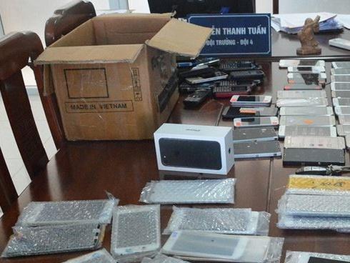 Bắt lô hàng iPhone mới trị giá 6,5 tỷ ở sân bay Tân Sơn Nhất