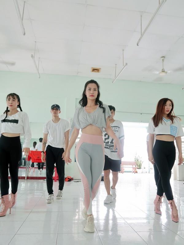 Đông Nhi sẽ trở thành đại diện Việt Nam duy nhất tham dự ASEAN - Japan Music Festival 2018 tại Nhật Bản-6