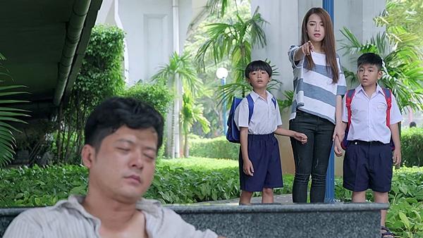 Gạo nếp gạo tẻ tập 62: Lê Phương đáp trả sắc bén khi nghe lời xin lỗi muộn màng từ gã chồng phụ bạc-5