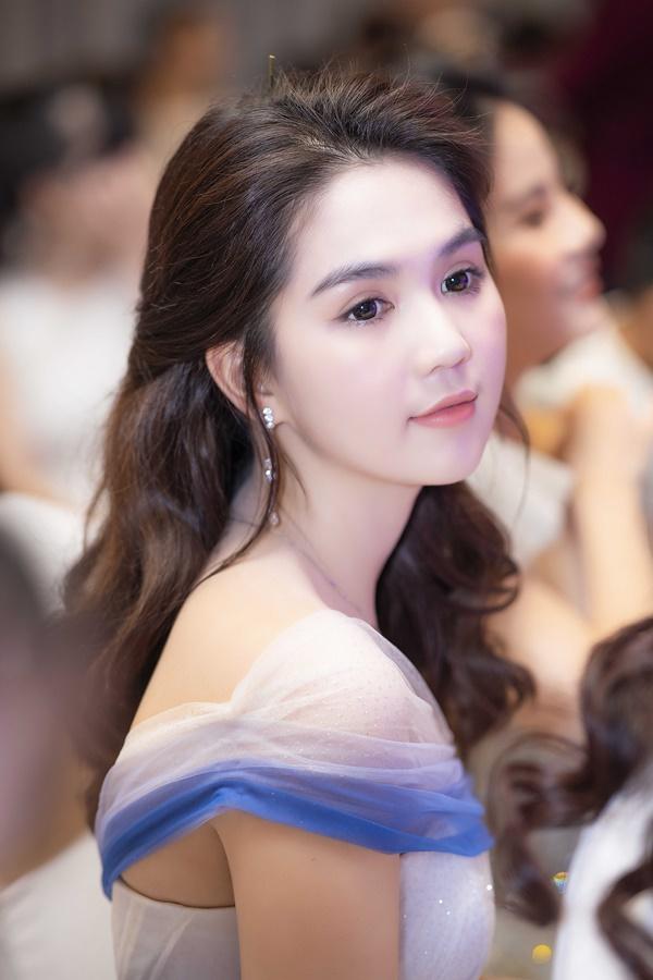 Hốt bạc giỏi như Ngọc Trinh: làm CEO ngay ngày đầu đã kiếm luôn 10 tỷ doanh thu-4