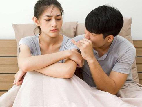 Sống thử hai năm, có thai gần đẻ thì phát hiện mình là người thứ ba