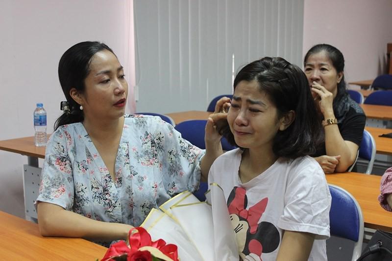 Miệt mài bán sức khỏe để chạy show, nghệ sĩ Việt kêu trời vì những lúc mệt mỏi đến gục ngã-7