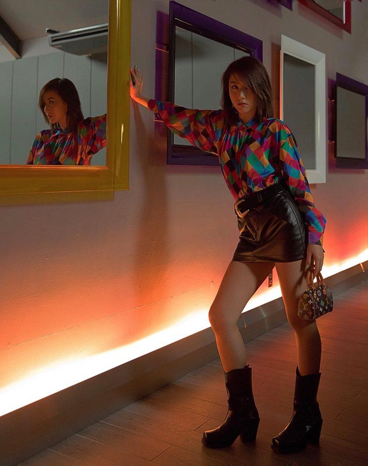 Đúng là anh em cây khế: Chỉ một bức ảnh Hải Triều bị BB Trần dìm hàng thê thảm-4