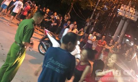 Kẻ bịt khẩu trang đâm chết thanh niên trước cửa phòng trọ-1