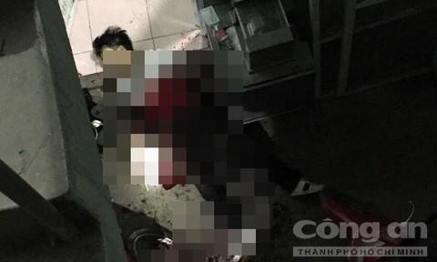 Kẻ bịt khẩu trang đâm chết thanh niên trước cửa phòng trọ-2