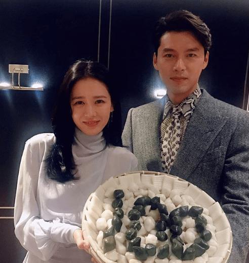 Công chúa Sulli khoe vẻ ngoài lộng lẫy trong trang phục truyền thống-2