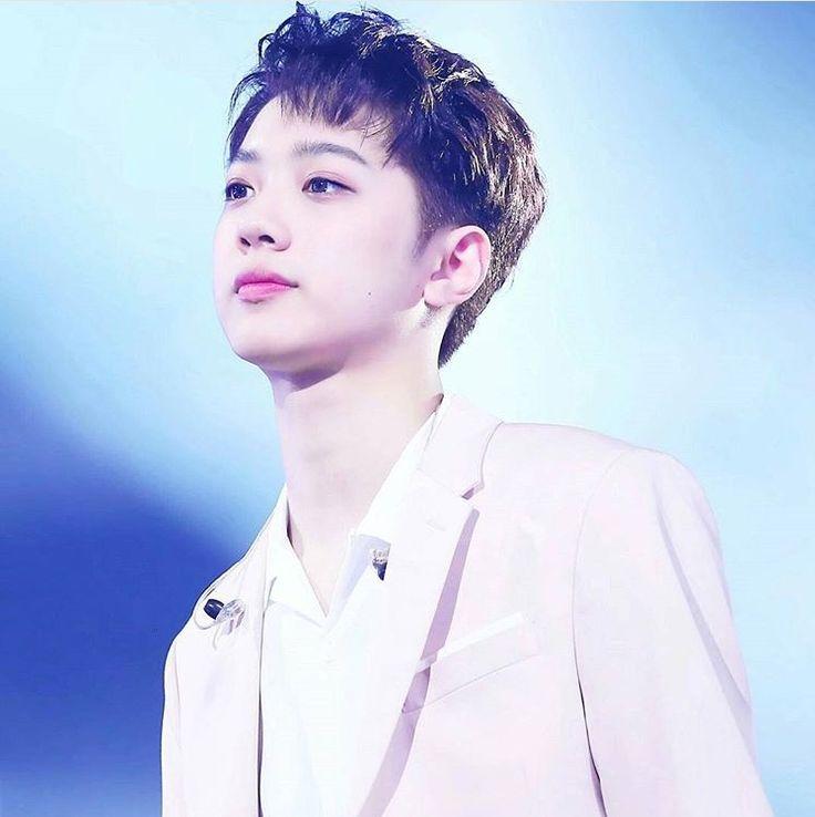 Công chúa Sulli khoe vẻ ngoài lộng lẫy trong trang phục truyền thống-7