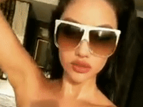 Nhuộm da nâu, tiêm môi mọng - hot girl lừng lẫy một thời Meo Meo lột xác khiến người xem 'đứng hình'