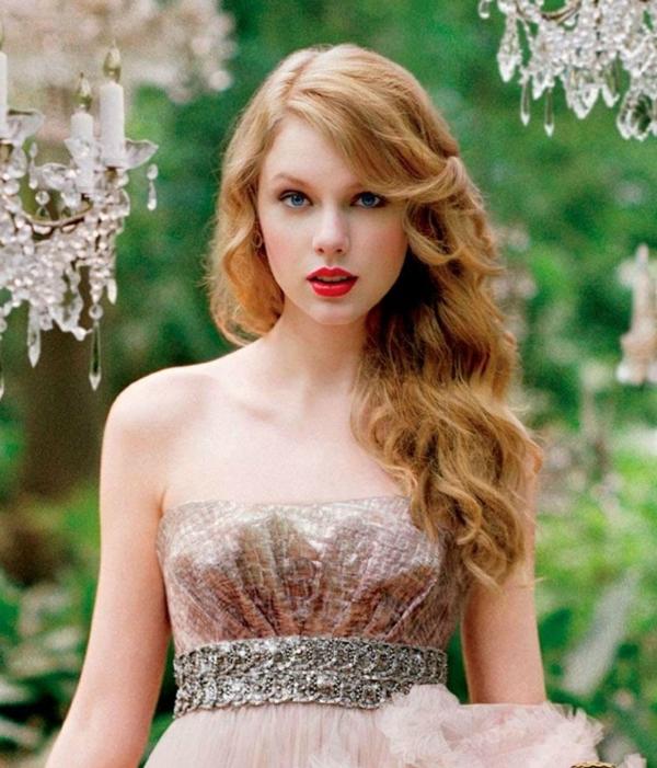 Ngày này 4 năm trước: Taylor Swift hoàn toàn không hát chữ nào nhưng vẫn là Quán quân iTunes-3