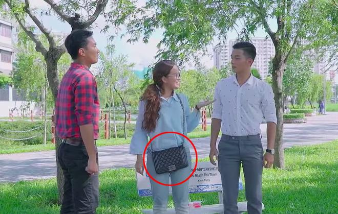 Diện đi diện lại 1 chiếc quần qua 62 tập phim, em út Gạo nếp gạo tẻ bị dân mạng phong thánh tằn tiện-8