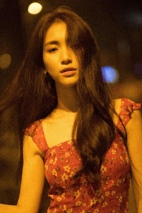 Chi thanh xuân - Hòa thanh xuân và trào lưu mỹ nhân Việt ghi dấu tuổi trẻ theo cách cực ấn tượng-10