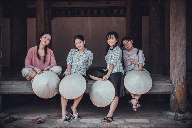 Dù đang mang bầu, hotgirl Bánh đúc có xương vẫn quậy tưng bừng trước ngày tốt nghiệp đại học-3