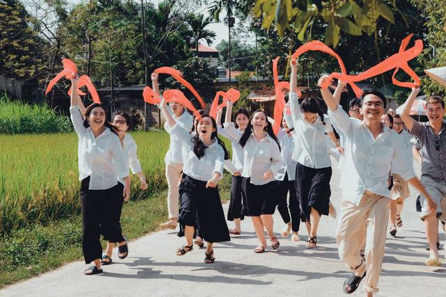 Dù đang mang bầu, hotgirl Bánh đúc có xương vẫn quậy tưng bừng trước ngày tốt nghiệp đại học-8