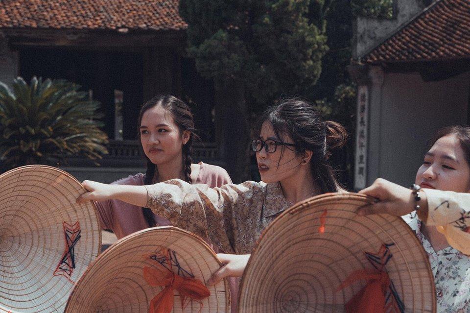 Dù đang mang bầu, hotgirl Bánh đúc có xương vẫn quậy tưng bừng trước ngày tốt nghiệp đại học-11