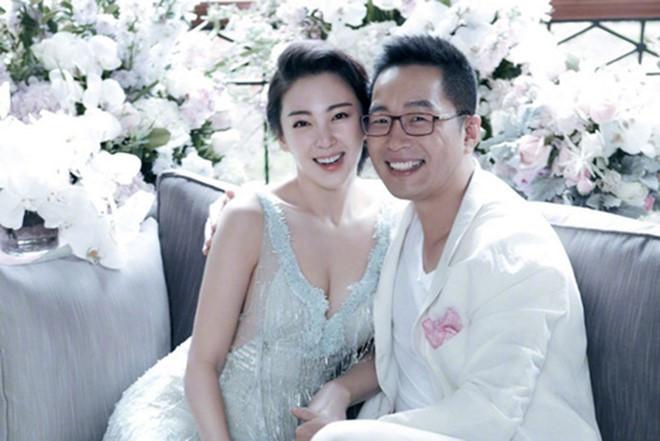 Sao nữ Mỹ nhân ngư Trương Vũ Kỳ tấn công chồng bằng dao công bố ly hôn-1