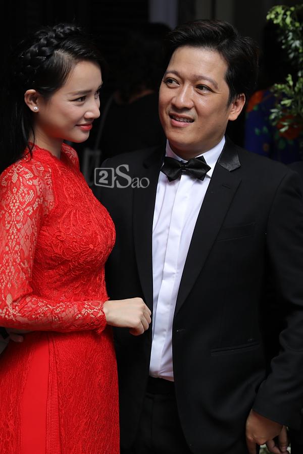 Không còn nghi ngờ gì nữa, vòng 2 của Nhã Phương đã phô trọn sau bao ngày cô dâu tìm mọi cách che dáng-5